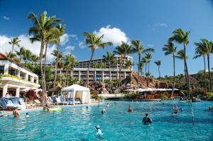 Maui's Grand Wailea review with video and photos - Go Visit Hawaii