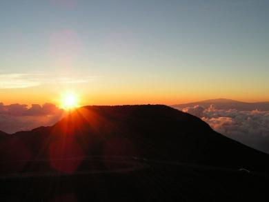Sunrise at Haleakala: when to go, what to bring, directions & viewing tips